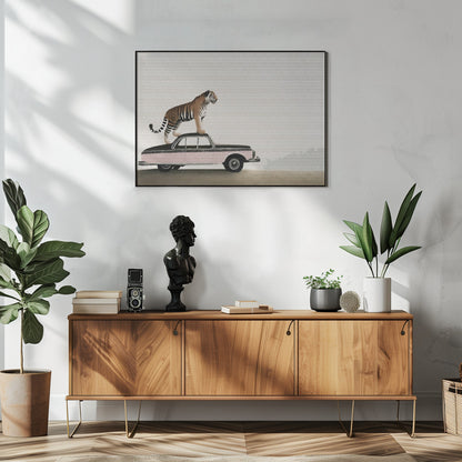 Wall art Tiger om a car roof